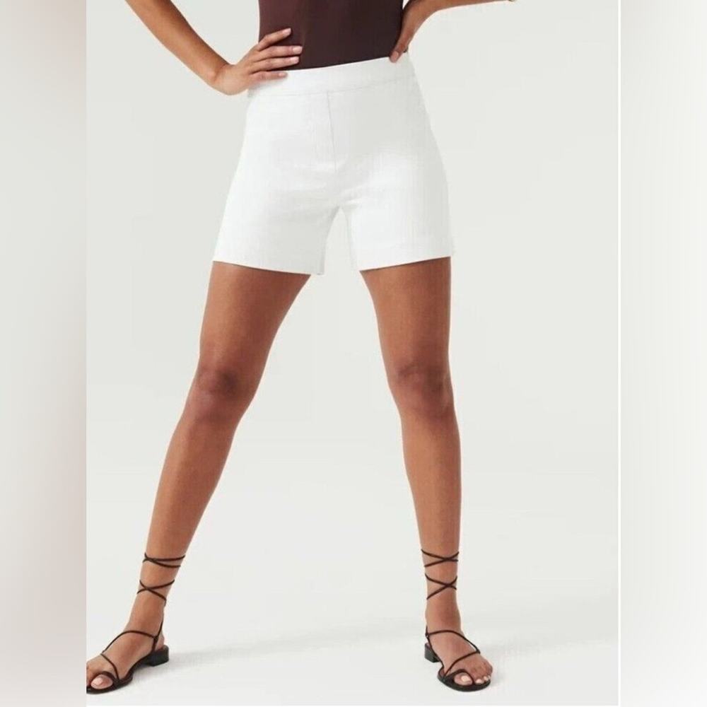 Spanx Pull On Shorts On The Go 6" Womens XL White 20375R